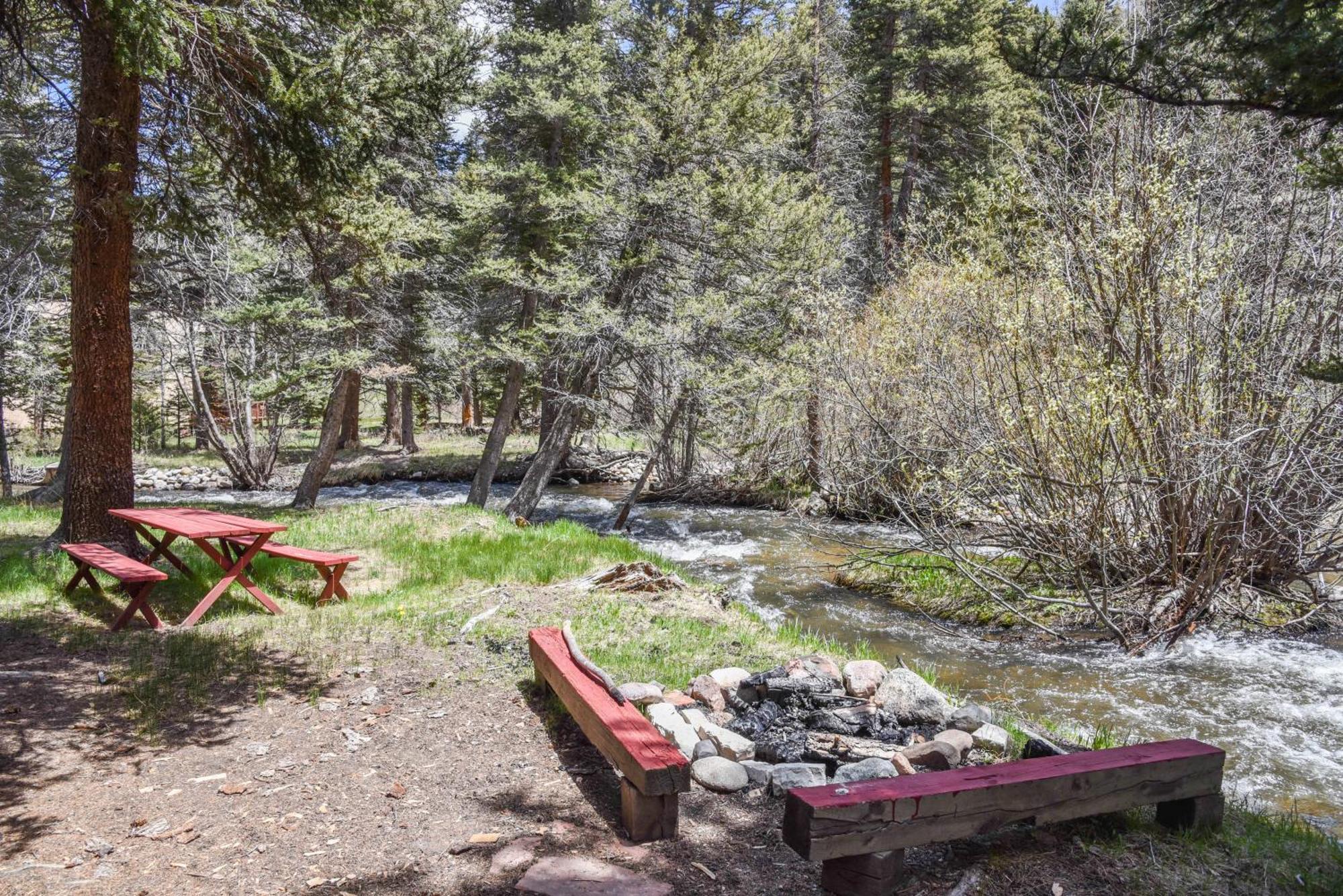Bear Bait Cabin In Upper Valley With High Speed Wifi Red River Dış mekan fotoğraf